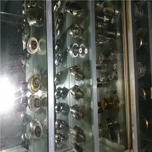 注塑机料管螺杆