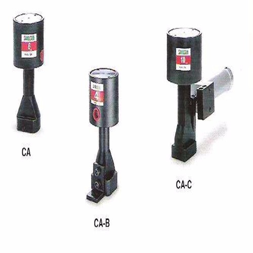 液压锁模系统图片